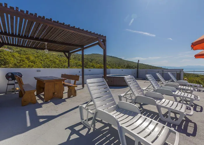 Beeindruckendes Mit Grosser Dachterrasse, Whirlpool, Meerblick, Grill, Aussendusche Appartamento *