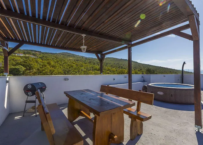 Beeindruckendes Mit Grosser Dachterrasse, Whirlpool, Meerblick, Grill, Aussendusche *