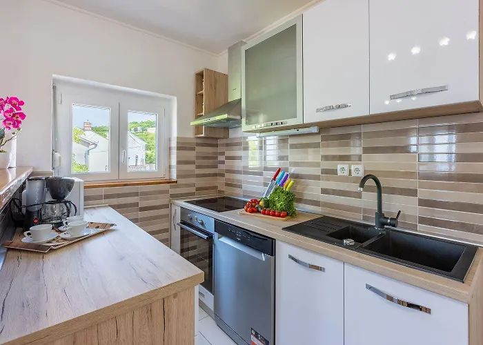 Beeindruckendes Mit Grosser Dachterrasse, Whirlpool, Meerblick, Grill, Aussendusche *